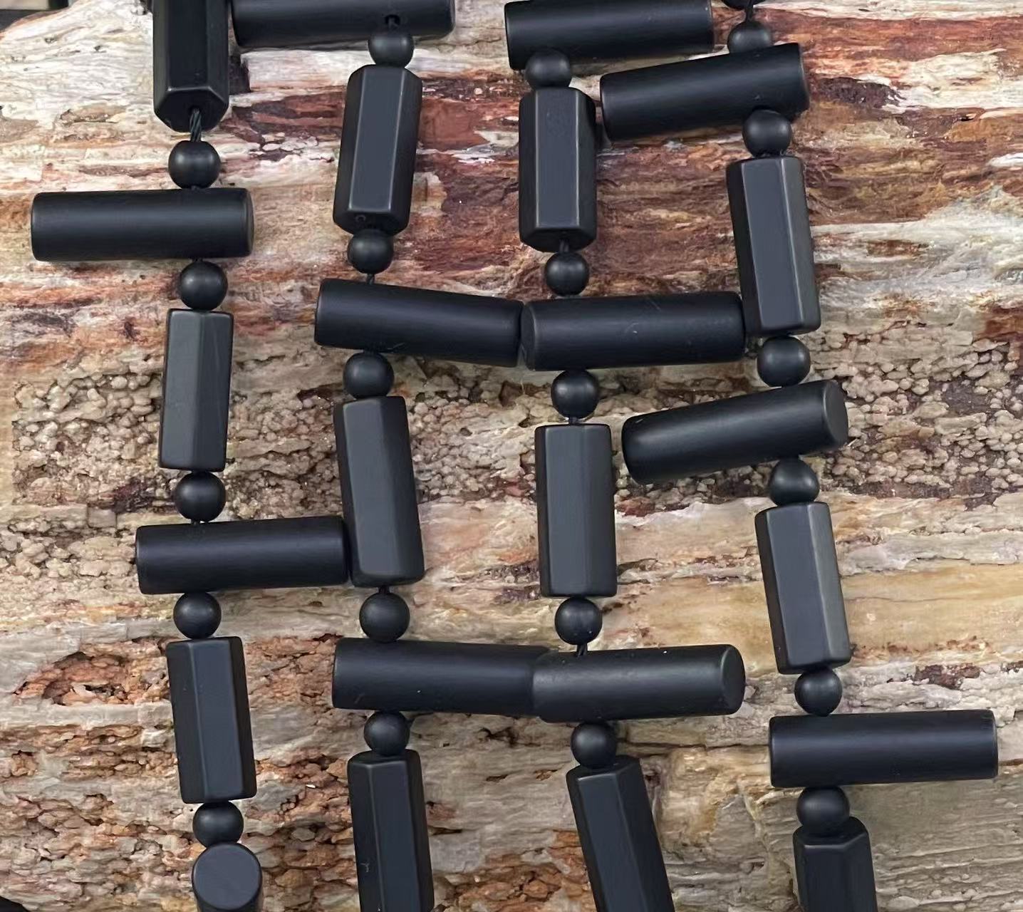 Matte Black Onyx, Tube Top Drilled with Cut Tube and Round 4mm